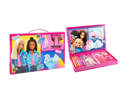 Barbie Deluxe Activity Set